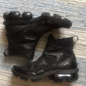 Nike Air VaporMax Light 2 Triple Black (W)